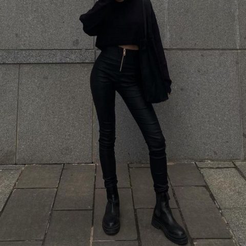 会員制ラウンジの女性キャストの容姿レベルが高い理由を紐解く
